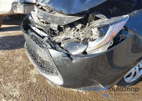 2020 Toyota Corolla Le из США, поврежденный, VIN 5YFEPRAE0LP113960